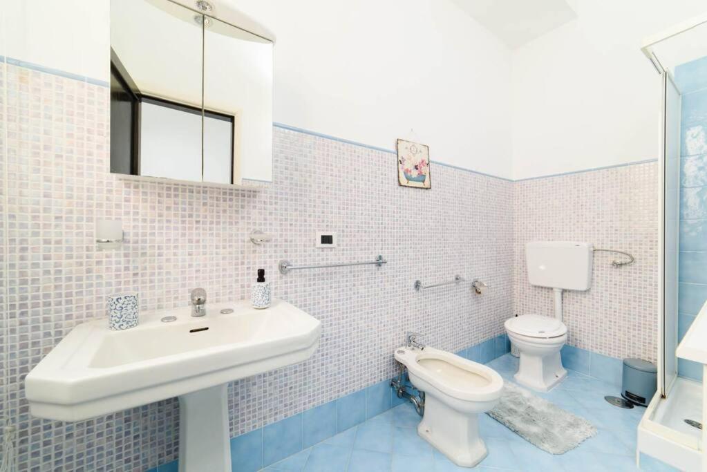 Casa Vivi Apartment Salerno Ngoại thất bức ảnh
